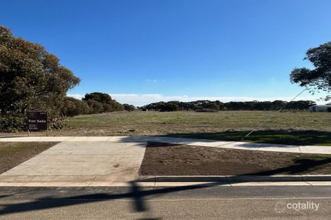 18 Mcgrath Tce, Cardigan, VIC 3352