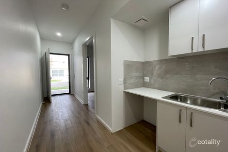 Property photo of 53 Waterbird Circuit Weir Views VIC 3338