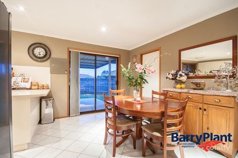 Property photo of 22 Murdoch Avenue Narre Warren VIC 3805