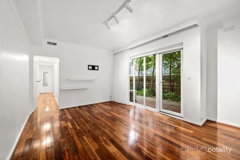 Property photo of 2/316 Dandenong Road St Kilda East VIC 3183