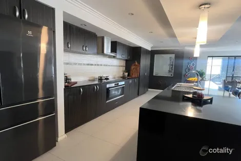 Property photo of 9 Archdale Loop Piara Waters WA 6112