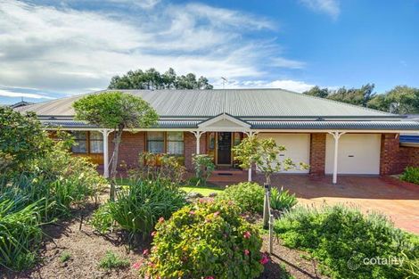 Property photo of 15 Barwon Boulevard Highton VIC 3216
