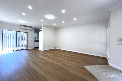 Property photo of 4/13 Stapleton Street Wentworthville NSW 2145