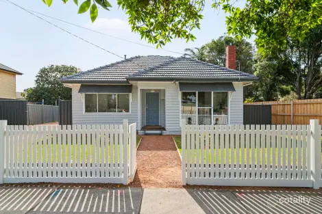 86 HICKFORD ST, RESERVOIR, VIC 3073