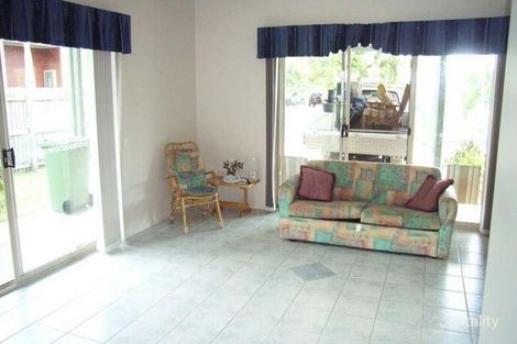 Property photo of 4 Rhonda Court Andergrove QLD 4740