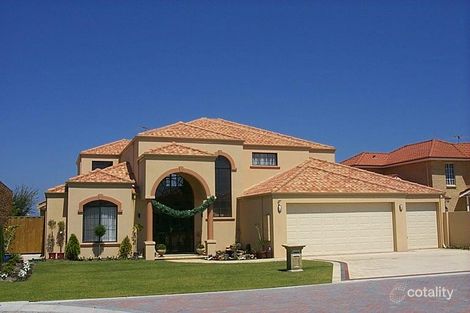 17 Hyde Ct, Hillarys, WA 6025