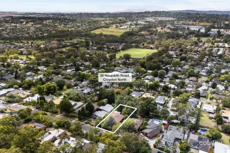 38 Neuparth Rd, Croydon North, VIC 3136