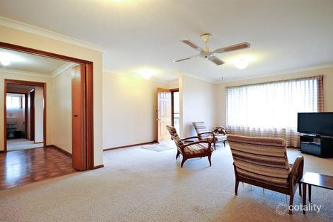 Property photo of 10 Sloman Close Dubbo NSW 2830