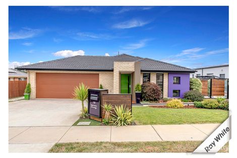 19 Macfarlane Burnet Ave, Macgregor, ACT 2615