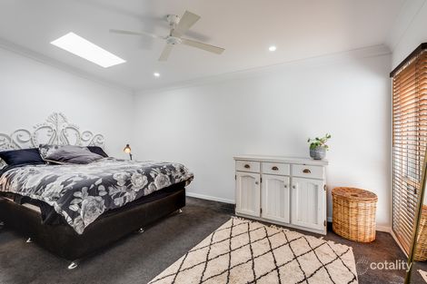 Property photo of 27 Jeannie Crescent Berkeley Vale NSW 2261