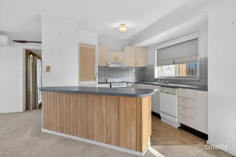 Property photo of 10 McCue Road Kalimna VIC 3909