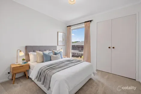 Property photo of 10 McCue Road Kalimna VIC 3909