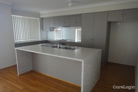 Property photo of 2/23 Drysdale Crescent Metford NSW 2323