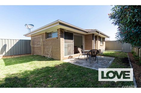 Property photo of 3/8 Merrivale Road Mount Hutton NSW 2290
