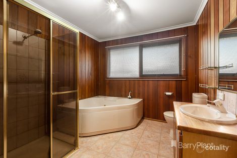 Property photo of 25 Illawara Crescent Bayswater North VIC 3153