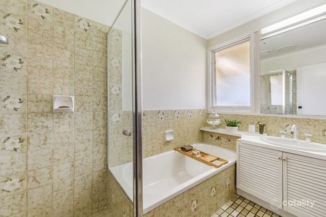 Property photo of 6 Lillypilly Crescent Kings Park VIC 3021