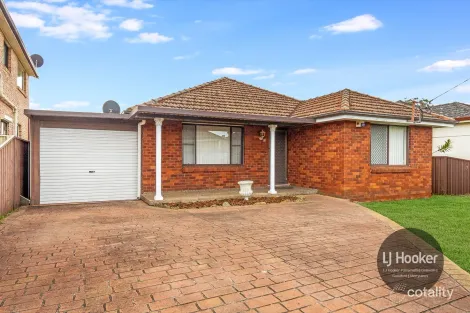 11 Bursill St, Guildford, NSW 2161