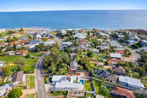 Property photo of 102 Leighton Road Halls Head WA 6210