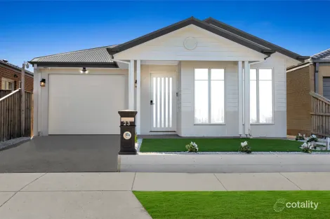 Property photo of 23 Mannagum Drive Beveridge VIC 3753