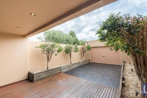 Property photo of 16 Cruikshank Street Port Melbourne VIC 3207