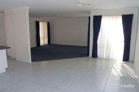 Property photo of 10 Beveridge Court Point Cook VIC 3030