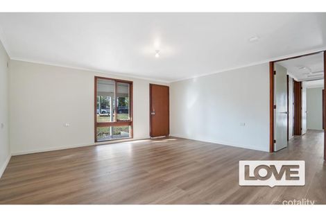 Property photo of 11 The Ridgeway Bolton Point NSW 2283