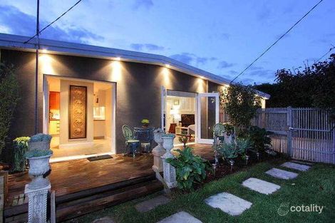 Property photo of 17 Taranna Street Mornington VIC 3931