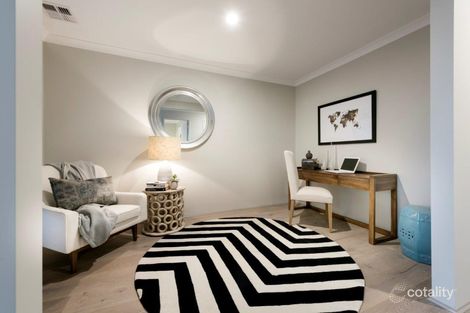 2 Bishop Rd, Middle Swan, WA 6056