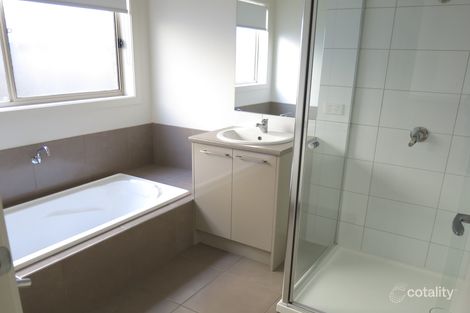 Property photo of 8 Drift Lane Armstrong Creek VIC 3217