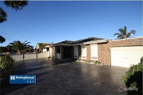 Property photo of 13 Cheleon Way Kings Park VIC 3021