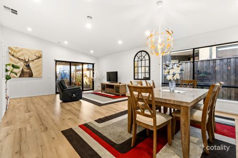 Property photo of 37 Barley Crescent Clyde North VIC 3978