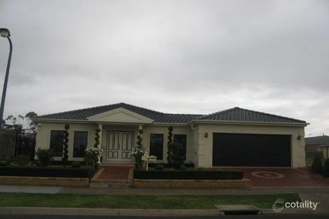 14 Parklea Ave, Cairnlea, VIC 3023