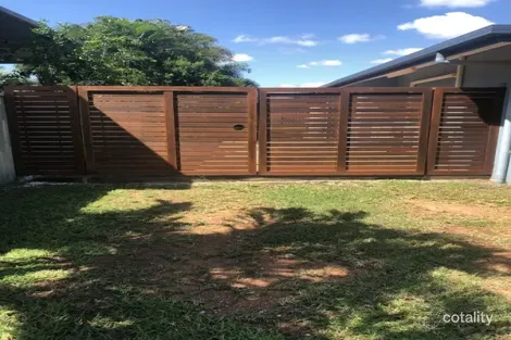 Property photo of 12 Sunbird Court Rocky Point QLD 4874