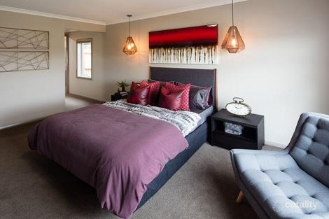 Property photo of 6 Thames Avenue Drouin VIC 3818