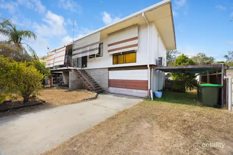 34 PENDA AVE, NEW AUCKLAND, QLD 4680