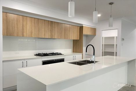 Property photo of 16 Lauenstein Crescent Pimpama QLD 4209