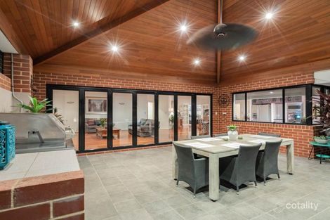 Property photo of 17 Stonewall Circuit Landsdale WA 6065