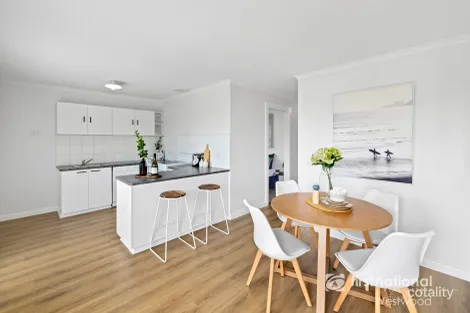 Property photo of 6 Adare Place Werribee VIC 3030