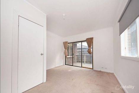 Property photo of 5 Minerva Crescent Vermont South VIC 3133