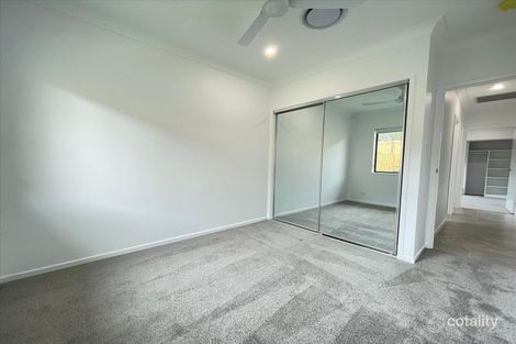 Property photo of 16 Lauenstein Crescent Pimpama QLD 4209