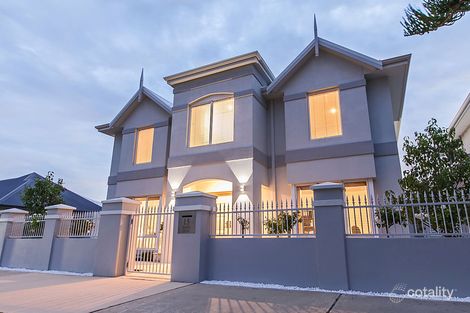 Property photo of 15 Amalfi Drive Hillarys WA 6025