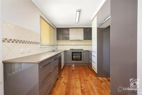 Property photo of 10 Holmes Court Wodonga VIC 3690