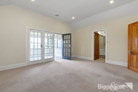 Property photo of 2 Second Avenue Kew VIC 3101