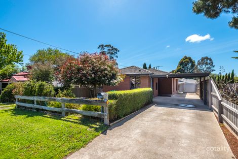 2b William St, Romsey, VIC 3434