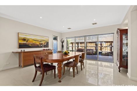 Property photo of 13 Oldmeadow Court Bundoora VIC 3083