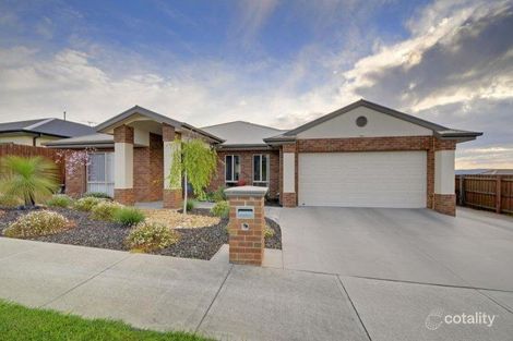 1 Winston Dr, Churchill, VIC 3842