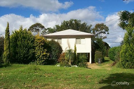 16 Jenyns Rd, Tamborine Mountain, QLD 4272