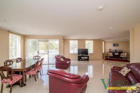Property photo of 4 Waterway Crescent Ascot WA 6104