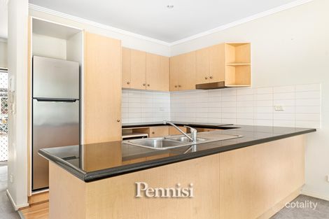 Property photo of 17/2 Newmarket Way Flemington VIC 3031