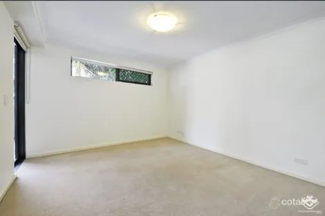 Property photo of 38 Brougham Street Fairfield QLD 4103